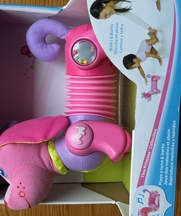 Szczekający dźwiękowy uciekający piesek Fiona do nauki raczkowania Tiny Love Szczekający dźwiękowy uciekający piesek Fiona do nauki raczkowania Tiny Love